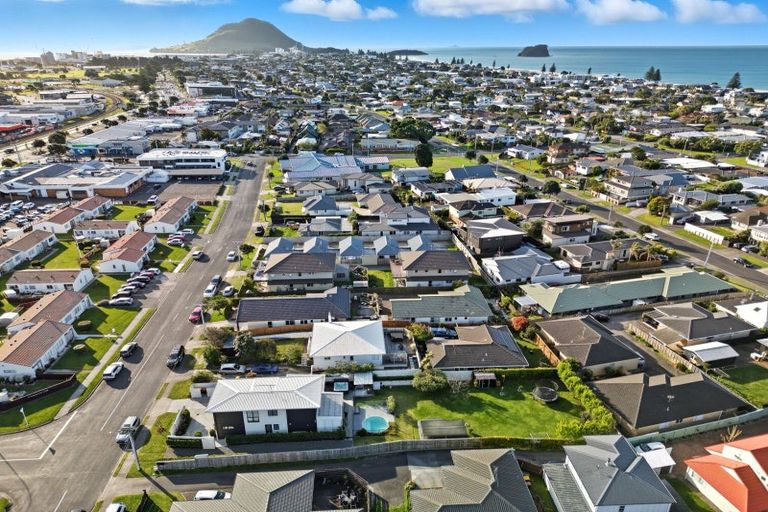 Photo of property in 19 Macville Road, Mount Maunganui, 3116