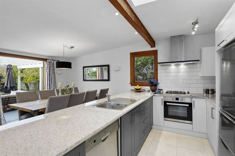 Photo of property in 72 Francis Avenue, Mairehau, Christchurch, 8013