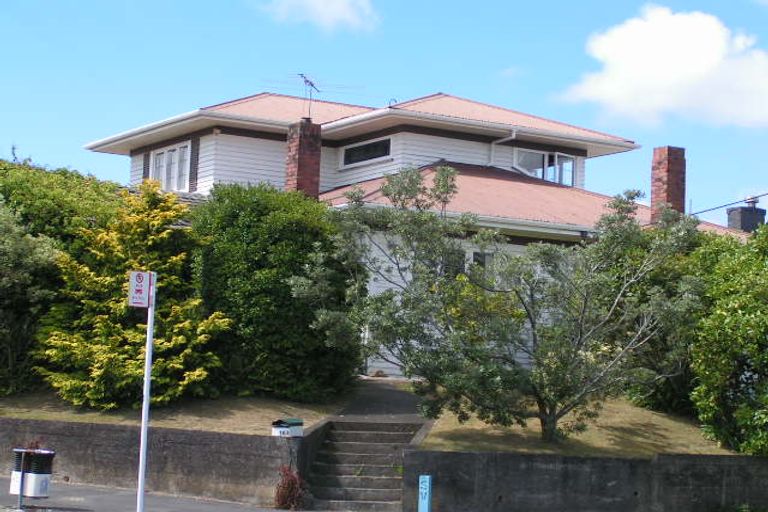 Photo of property in 183 Queen Street, Northcote Point, Auckland, 0627