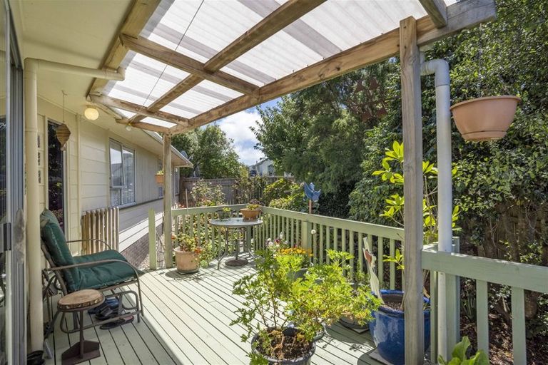 Photo of property in 144 Pigeon Mountain Road, Half Moon Bay, Auckland, 2012