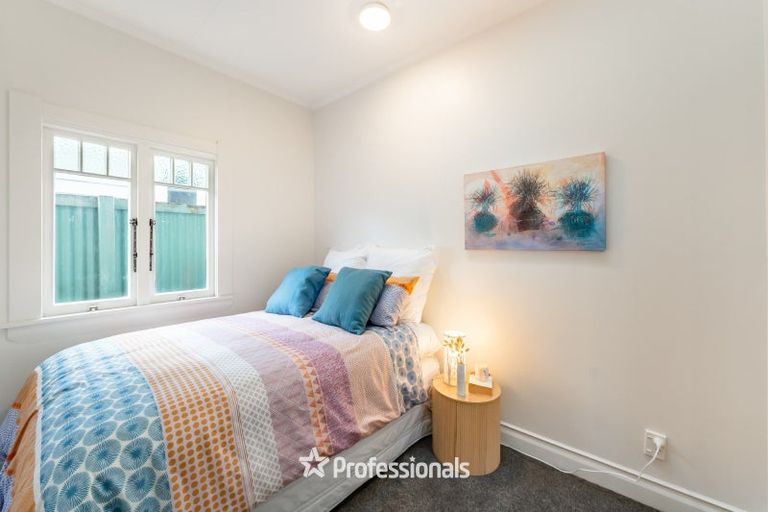 Photo of property in 28 Miro Street, Eastbourne, Lower Hutt, 5013