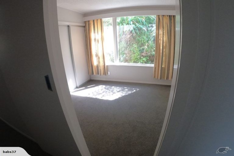Photo of property in 32 Highbury Road, Highbury, Wellington, 6012