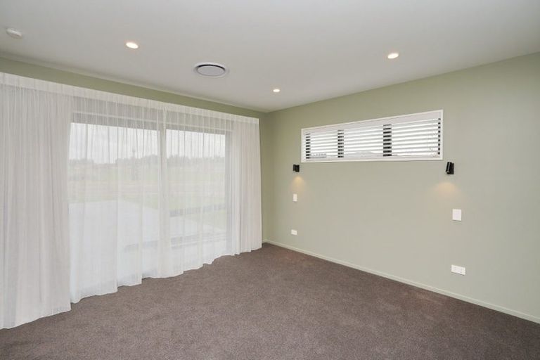 Photo of property in 14 Texel Crescent, West Melton, 7618