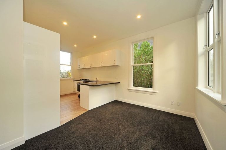 Photo of property in 343 The Terrace, Te Aro, Wellington, 6011