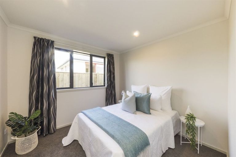 Photo of property in 38 Silicon Way, Fitzherbert, Palmerston North, 4410