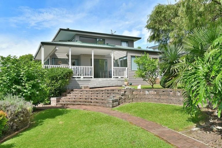 Photo of property in 142 Vipond Road, Stanmore Bay, Whangaparaoa, 0932