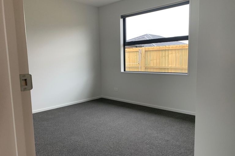 Photo of property in 30 Blakes Road, Belfast, Christchurch, 8051