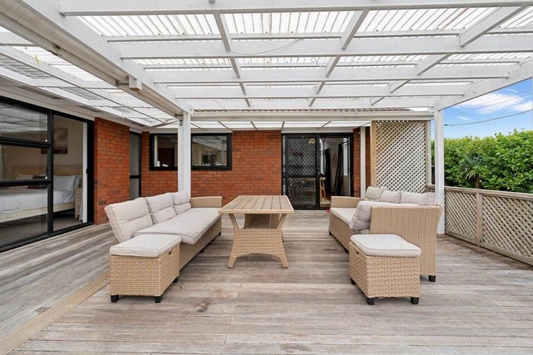 Photo of property in 2 Bannings Way, Hobsonville, Auckland, 0618