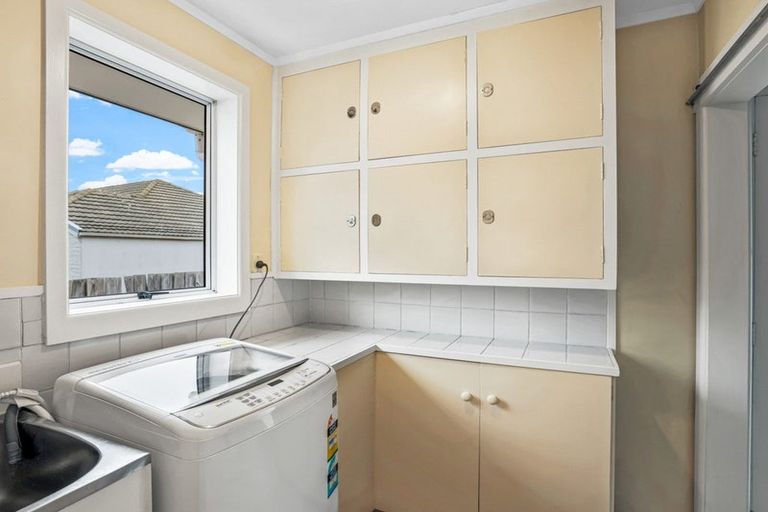 Photo of property in 4 Vivian Street, Burwood, Christchurch, 8083