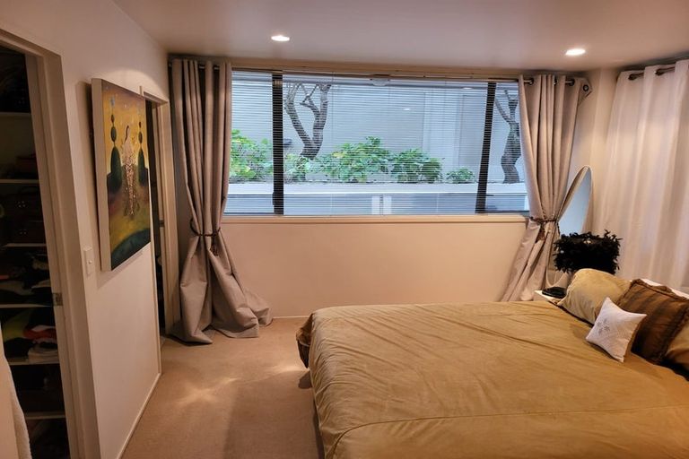 Photo of property in Mon Desir Apartments, 173 Hurstmere Road, Takapuna, Auckland, 0622