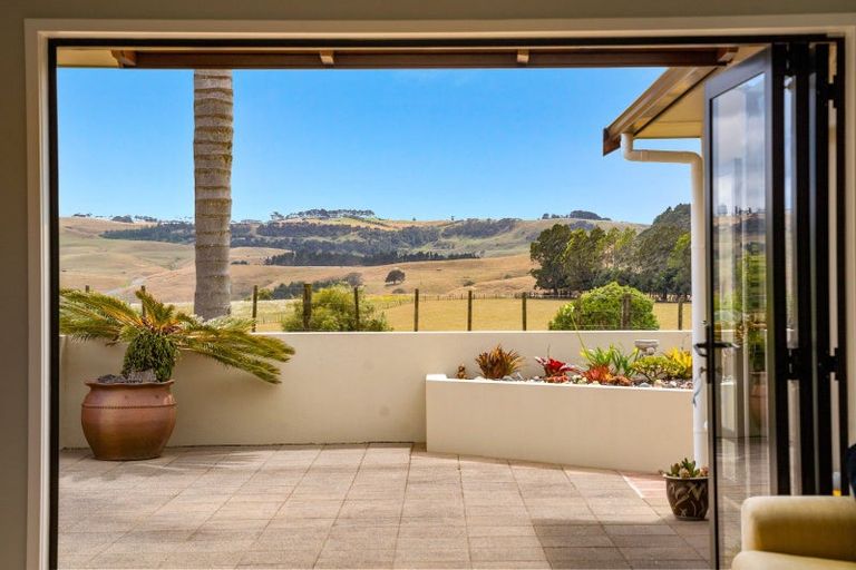 Photo of property in 1224 State Highway 16, Waimauku, 0883