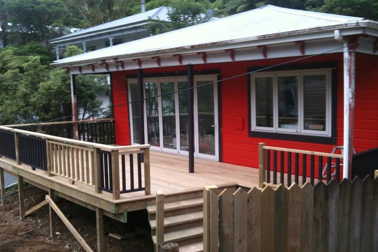 Photo of property in 26 Rangiora Avenue, Kaiwharawhara, Wellington, 6035