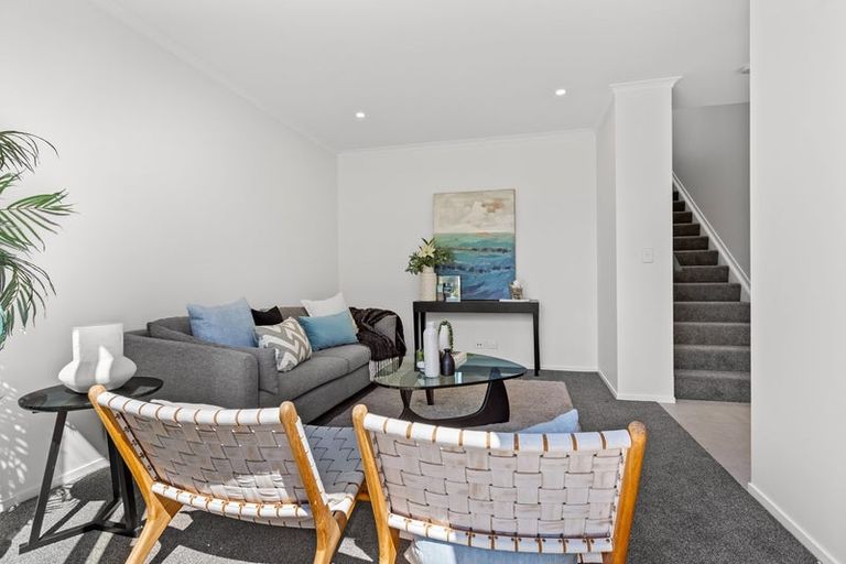 Photo of property in 16 Hema Road, Hobsonville, Auckland, 0616