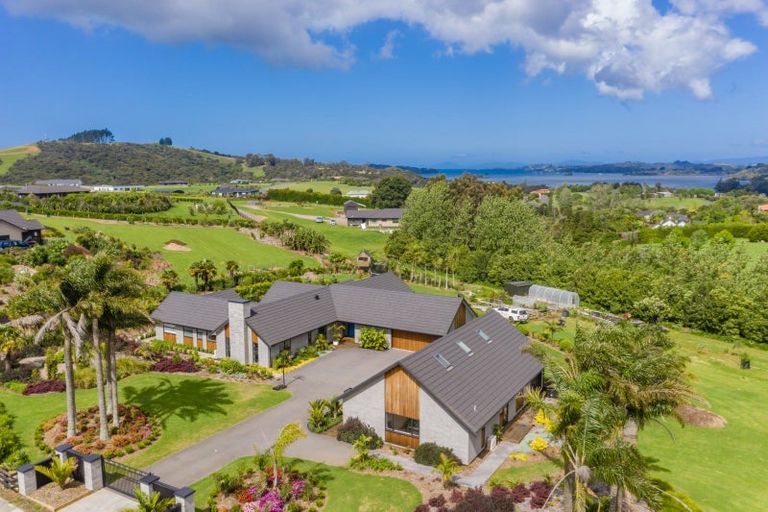 Photo of property in 2 Blue Penguin Drive, Kerikeri, 0294