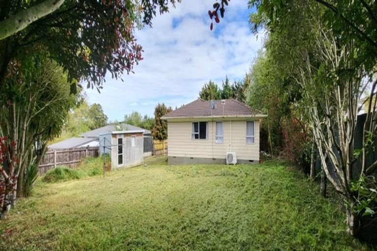 Photo of property in 57 Hobart Crescent, Wattle Downs, Auckland, 2103