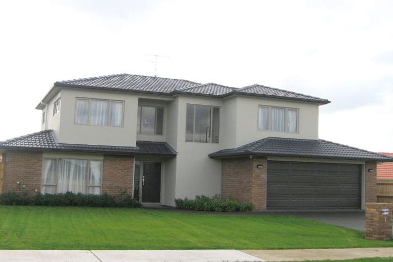 Photo of property in 7 Strundeen Close, Flat Bush, Auckland, 2016