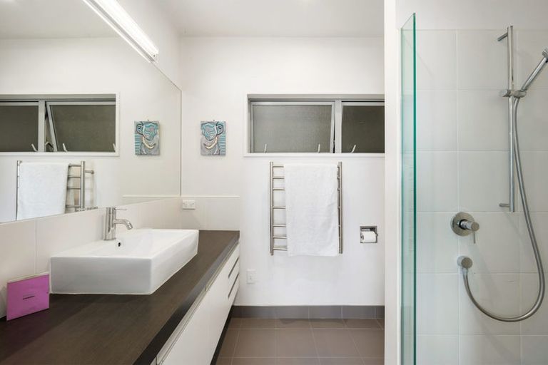 Photo of property in 4 Kastos Way, Strathmore Park, Wellington, 6022