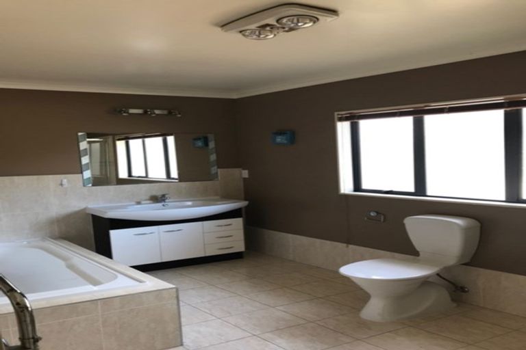 Photo of property in 406a East Tamaki Road, East Tamaki, Auckland, 2013