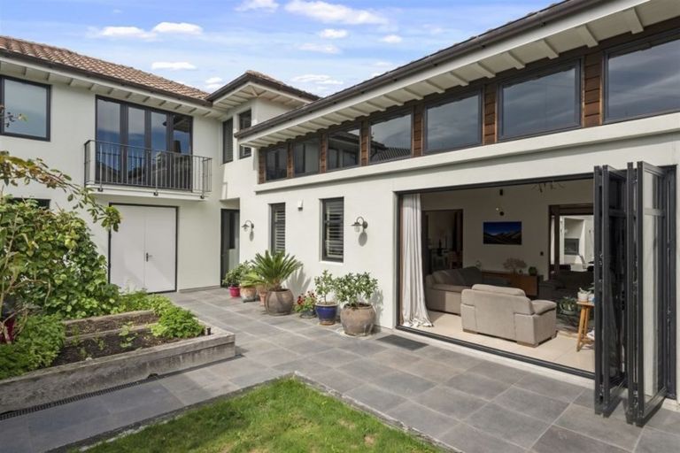 Photo of property in 45a Holmwood Road, Merivale, Christchurch, 8014