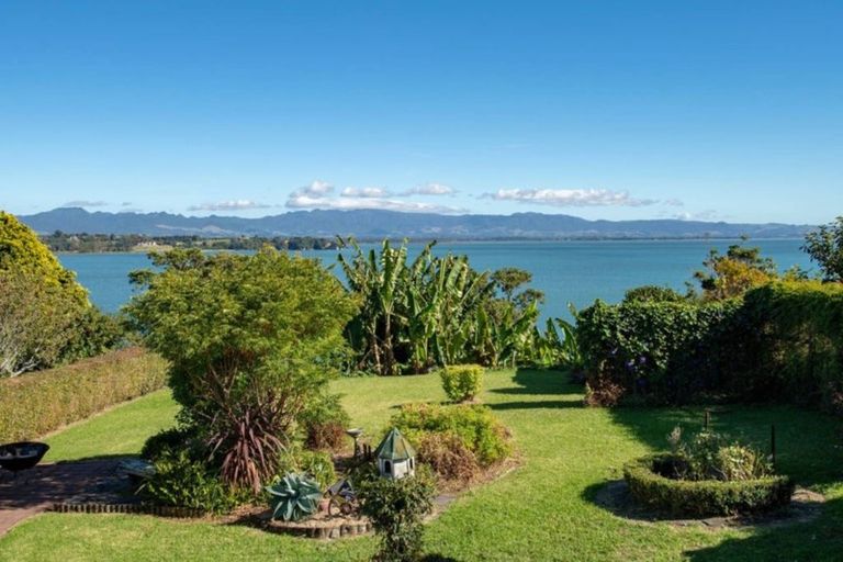 Photo of property in 27 Mcdonnell Street, Omokoroa, 3114