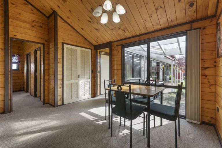 Photo of property in 19 Nikau Street, Inglewood, 4330