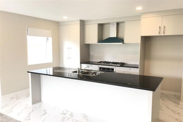 Photo of property in 9 Kapia Drive, Takanini, 2112