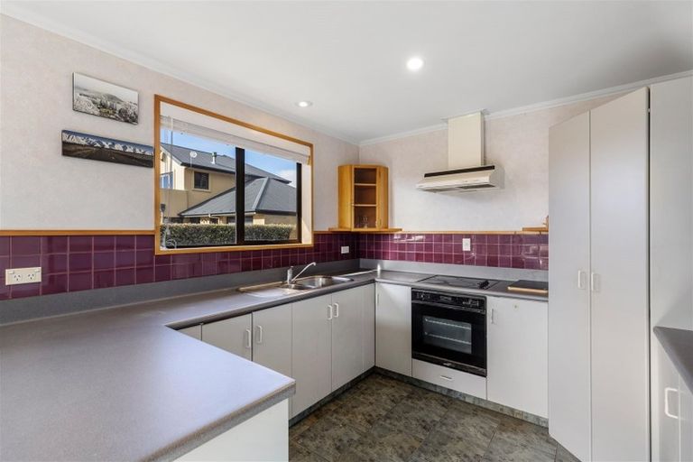 Photo of property in 46 Meadowstone Drive, Wanaka, 9305