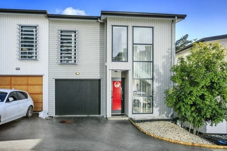 Photo of property in 52 Makamaka Lane, Albany Heights, Auckland, 0632