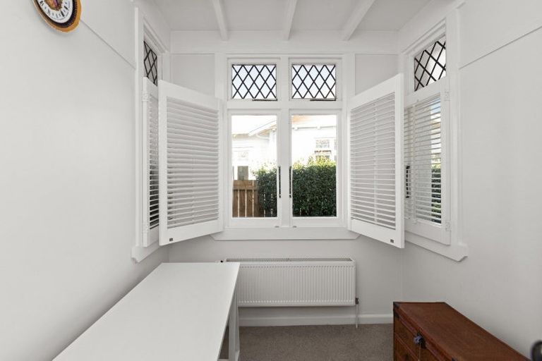 Photo of property in 8 Latham Street, Napier South, Napier, 4110