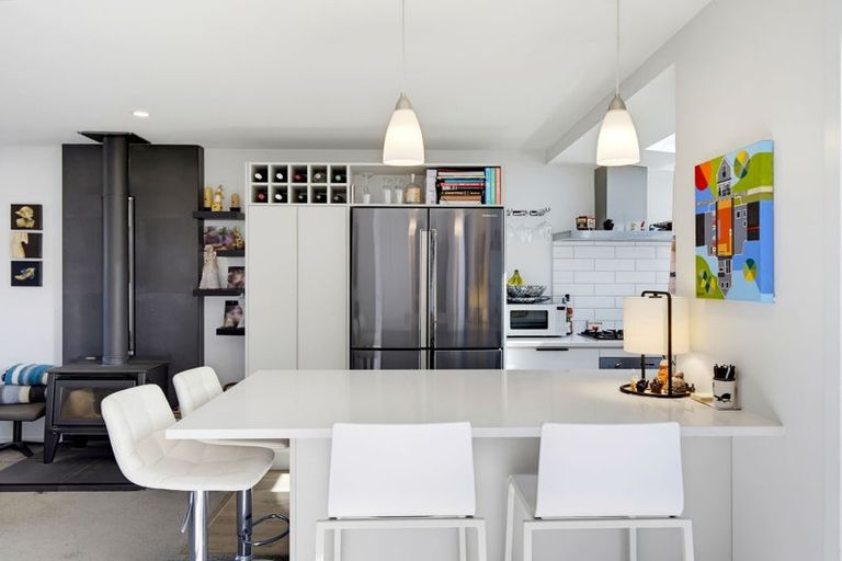 Photo of property in 10 Winchester Street, Lyttelton, 8082