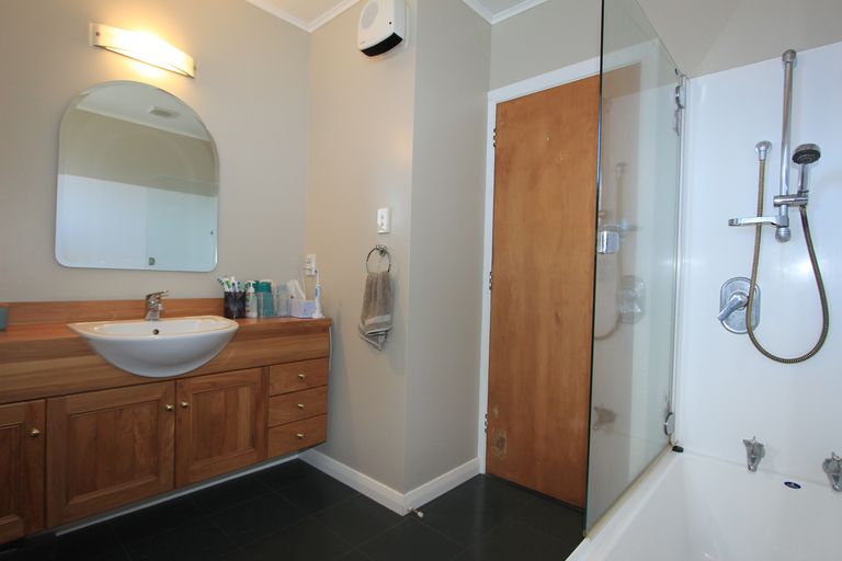 Photo of property in 28 Selwyn Street, Witherlea, Blenheim, 7201