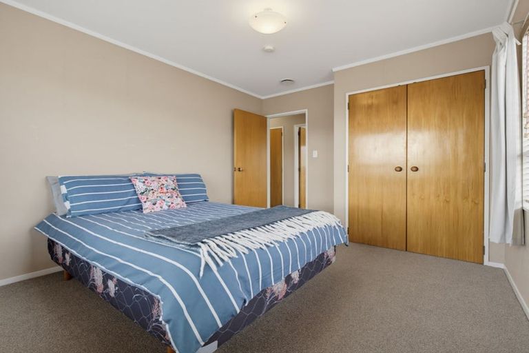 Photo of property in 1 Te Ana Place, Lynmore, Rotorua, 3010