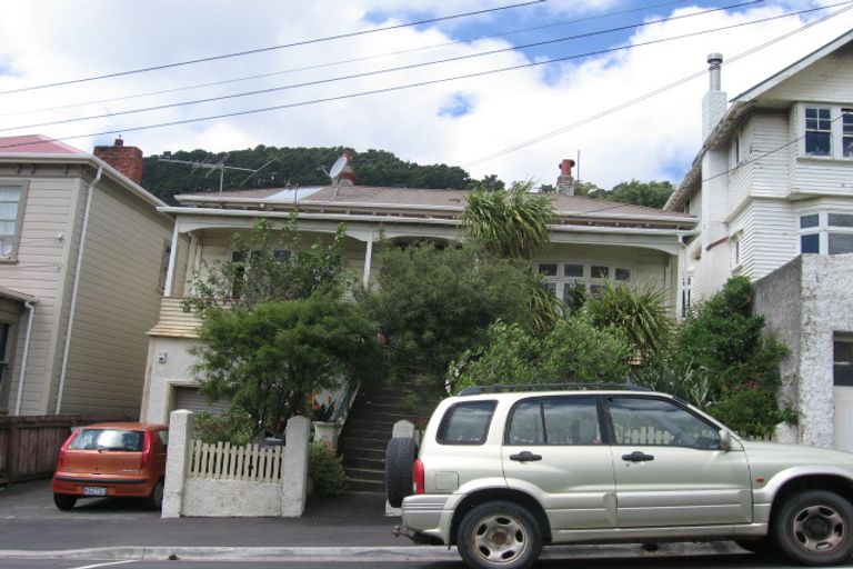 Photo of property in 61 Austin Street, Mount Victoria, Wellington, 6011