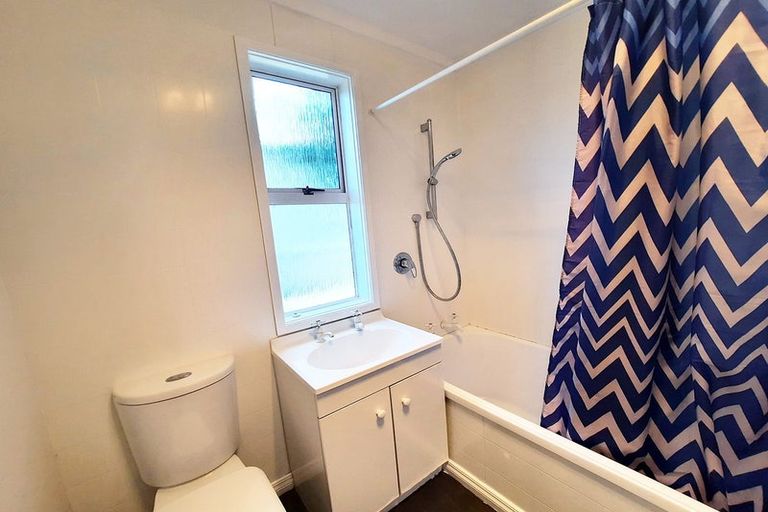 Photo of property in 9 Saint Heliers Court, Clyde Hill, Dunedin, 9011