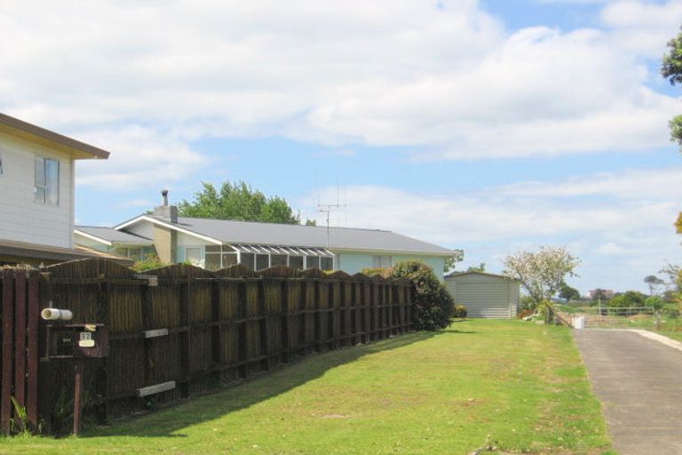 Photo of property in 32 Snell Crescent, Waihi Beach, 3611