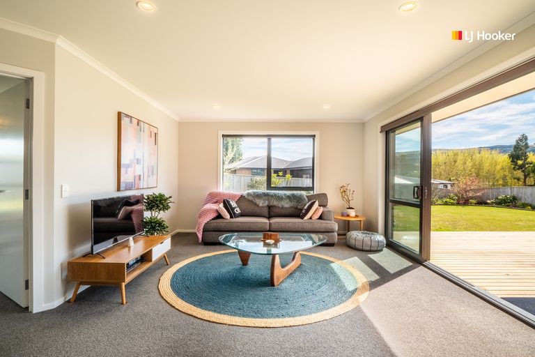 Photo of property in 101 Severn Street, Green Island, Dunedin, 9018