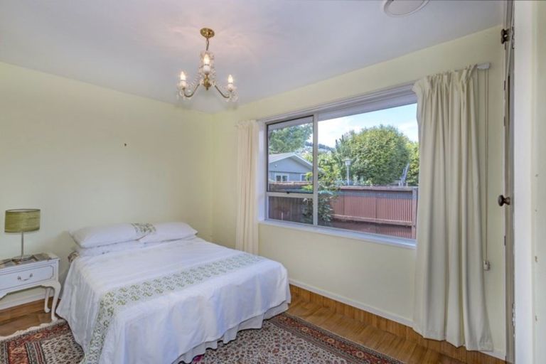 Photo of property in 2/10 Karen Lane, Beckenham, Christchurch, 8023