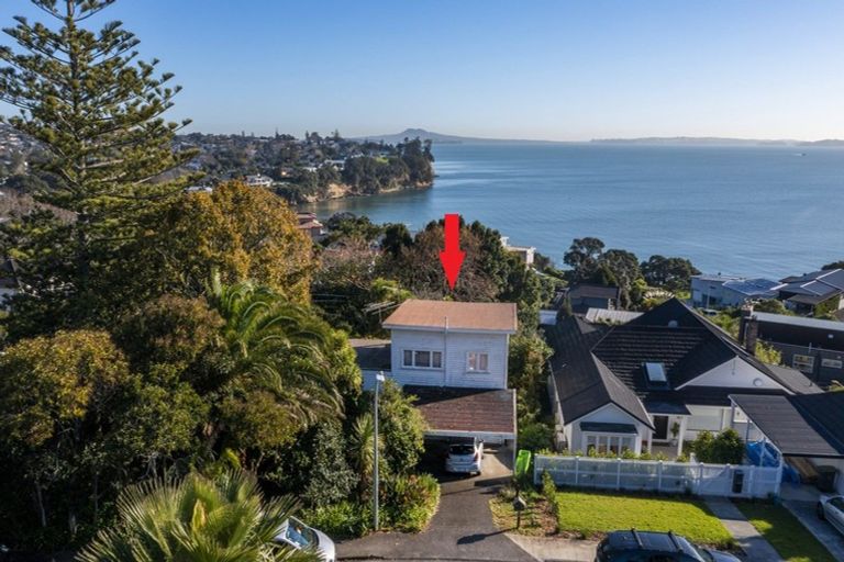 Photo of property in 12 Island View Terrace, Cockle Bay, Auckland, 2014