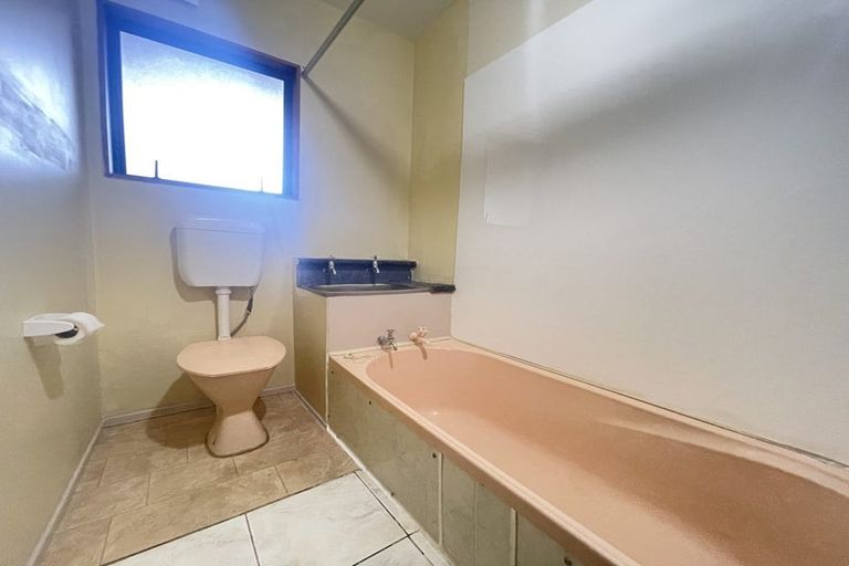 Photo of property in 491 Paremoremo Road, Paremoremo, Auckland, 0632