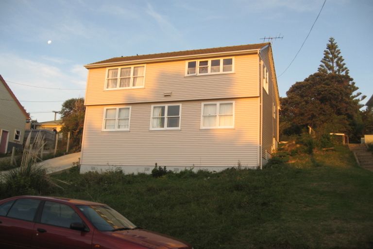 Photo of property in 27 Morere Street, Titahi Bay, Porirua, 5022