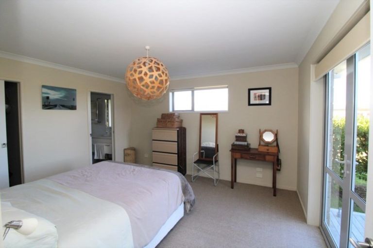 Photo of property in 122 The Fairway, Matarangi, Whitianga, 3592