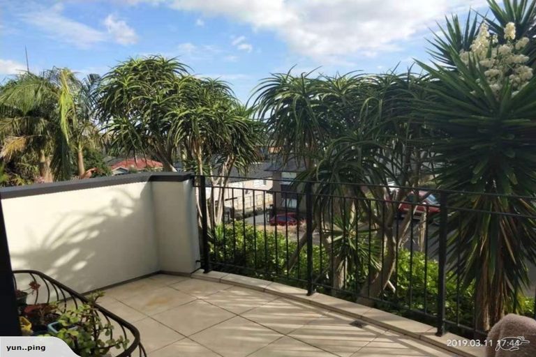 Photo of property in 5 St Johns Road, Saint Johns, Auckland, 1072