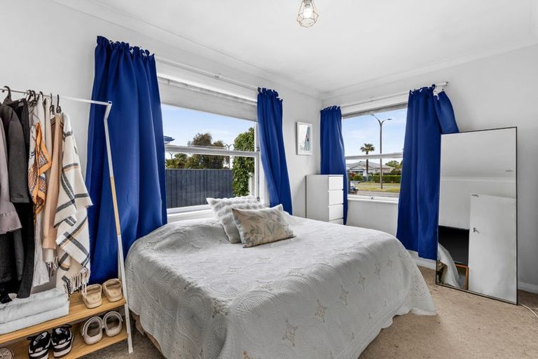 Photo of property in 309 Kennedy Road, Onekawa, Napier, 4110