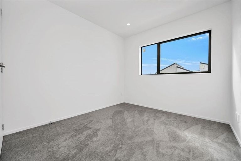 Photo of property in 55 Kairakau Street, Papakura, 2110