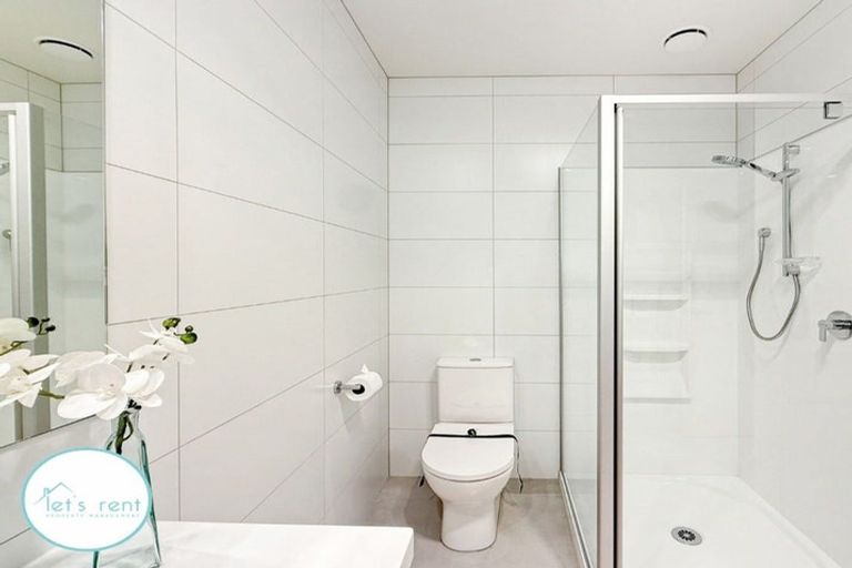 Photo of property in 11/18 Paraone Crescent, Takanini, 2112