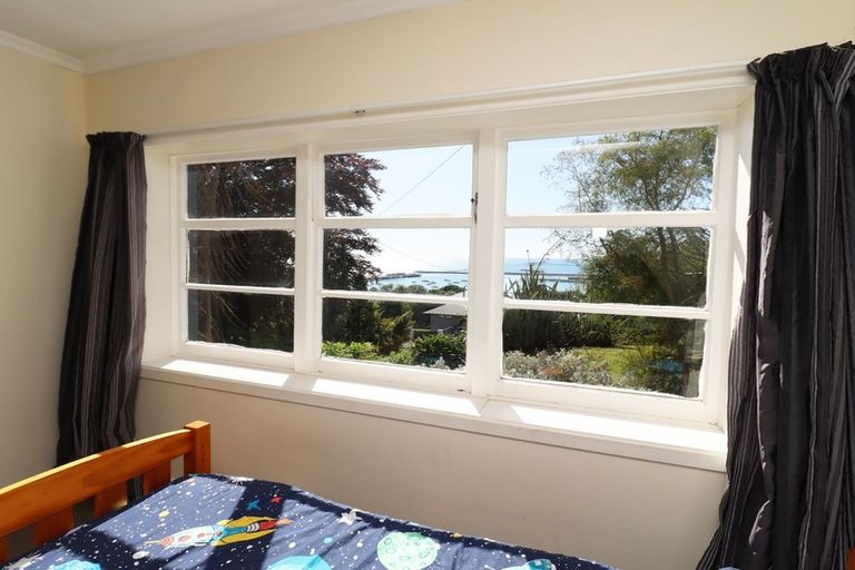 Photo of property in 72 Tees Street, South Hill, Oamaru, 9400