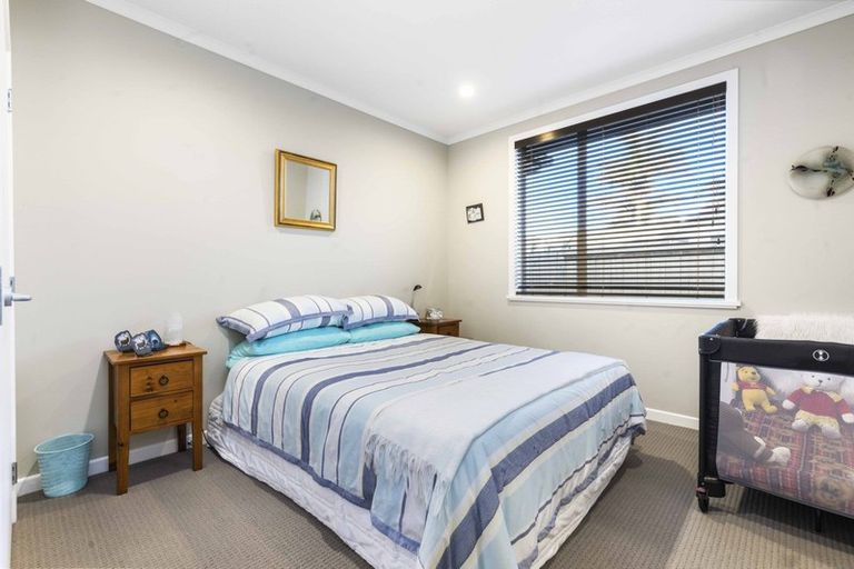 Photo of property in 17 Barrington Drive, Huntington, Hamilton, 3210