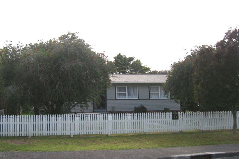 Photo of property in 21 Lynden Avenue, Hillcrest, Auckland, 0627