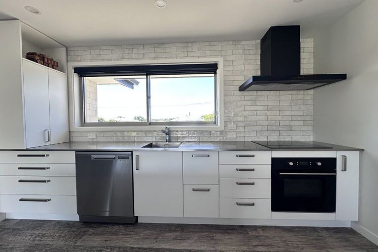 Photo of property in 17 Gordon Street, Weston, Oamaru, 9401