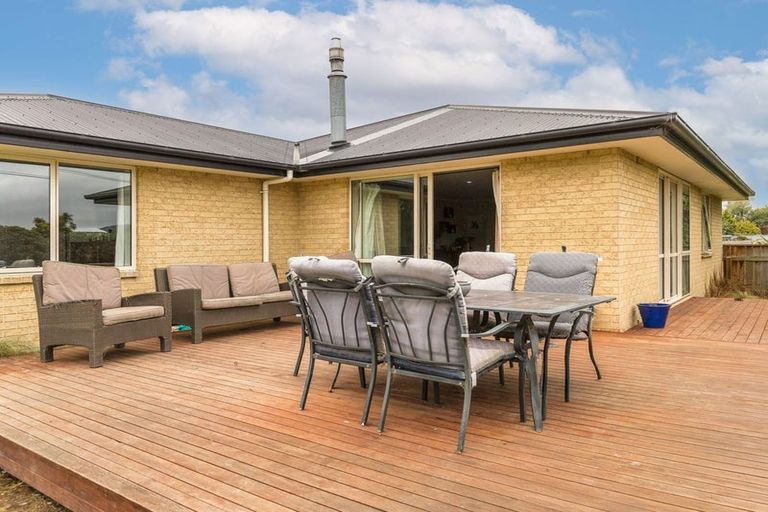 Photo of property in 14 Montgomery Street, Waimate, 7924